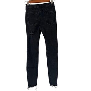 Refuge Jeans Women's Size 3  Hi Rise Supper Skinny distressed Denim Black